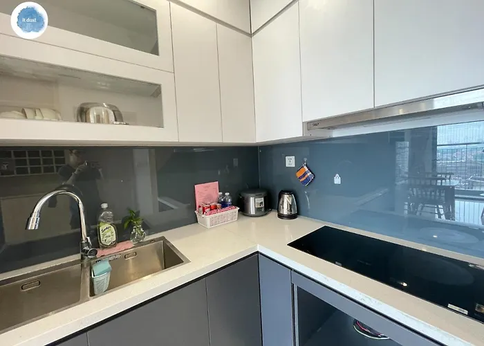 It Dust Homestay 2 - The Wooden Apartment