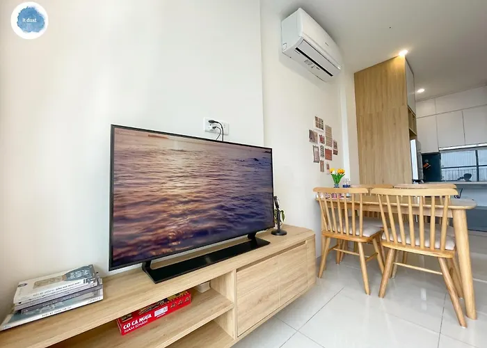 It Dust Homestay 2 - The Wooden Apartment